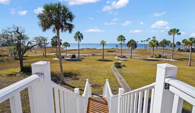 3 Bed/3.5 Bath Bay Front Townhome! Just Across the Bay from Cape San Blas