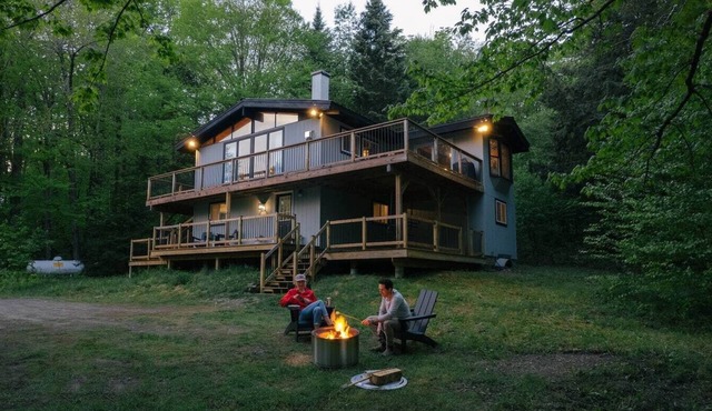 A Modern Family Retreat
