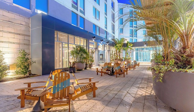 Aloft by Marriott Jacksonville Tapestry Park