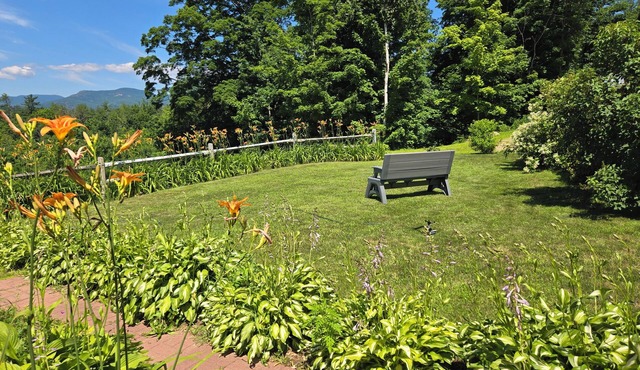 Amazing mountain views in scenic Intervale