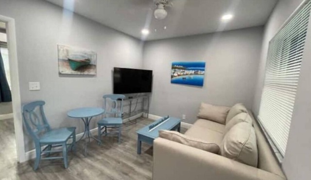 BBQ Grill, 5 Min Walk-Beach, Surf, Snorkel
