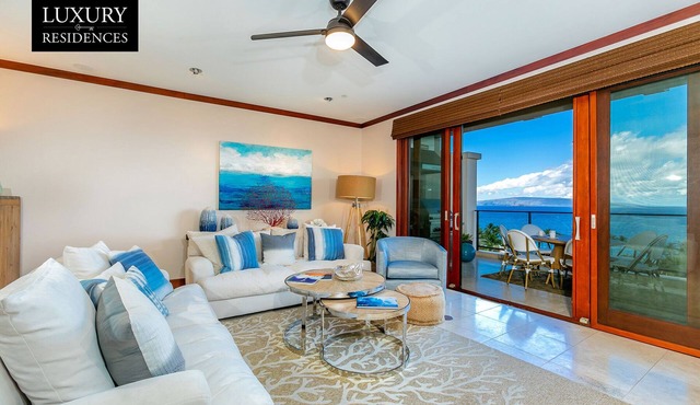 Beachfront penthouse w/panoramic ocean views and pool access