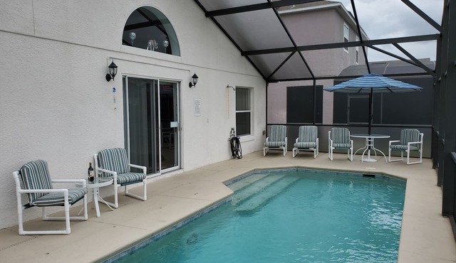 Beautiful South Facing Pool Villa Gated Community Free WiFi Close to Disney