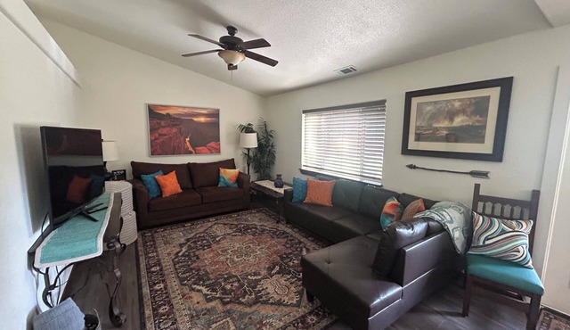 <> Beech Cabin Getaway in the Pines, Recently Remodeled!