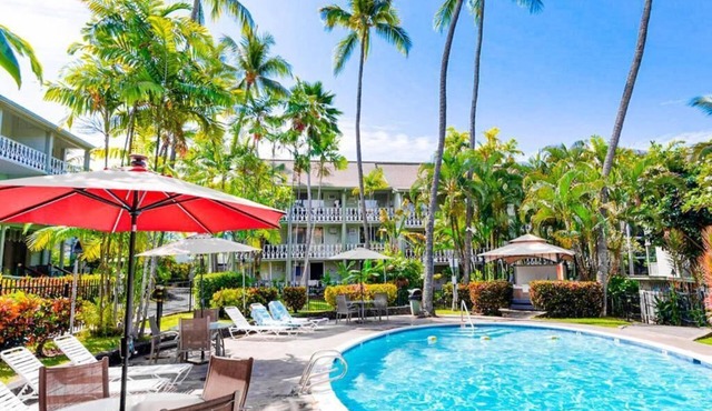 Budget friendly condo in the center of Kailua Kona