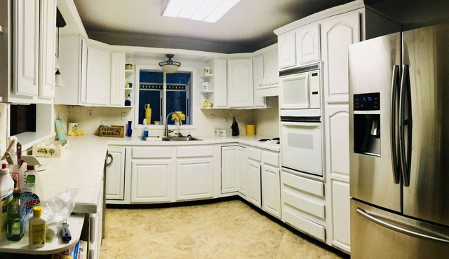 Chic Farmhouse - Sleeps 8 - near Orlando