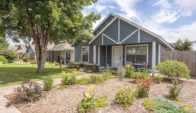 Coler Craftsman - Your home base in Bentonville!