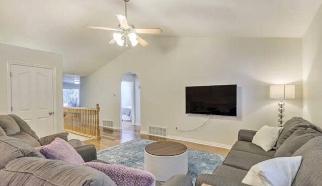 Cozy Orem Gem - Perfect Location