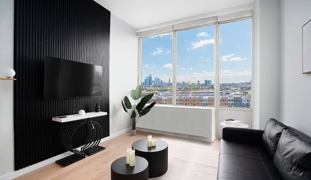 Exclusive 1BR Apt with NYC View