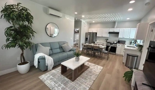 Exclusive Elite Suite I Sailing I Luxury Shopping