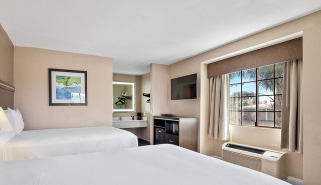 Executive Inn Hotel