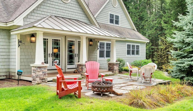 Fairbanks Haven House with Hot Tub & Infrared Sauna