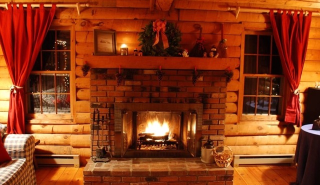 Fantastic Pet-Friendly Log Cabin Close to Skiing