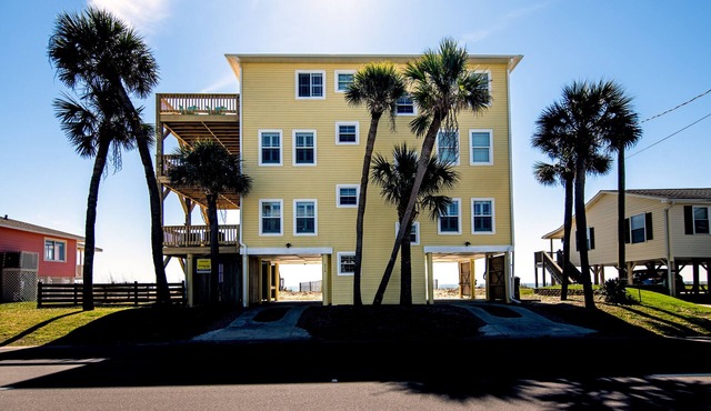Hannah's Choice-Endless Beach/Ocean Views; Pet Friendly, 3 Sundecks;Elevator