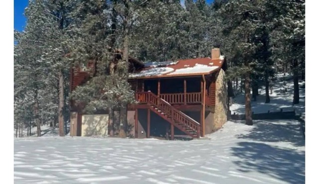 Hillside Hideaway Cabin on two private acres