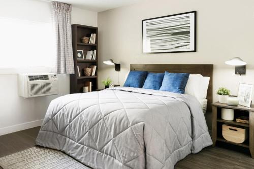 InTown Suites Extended Stay Greenville SC - Wade Hampton