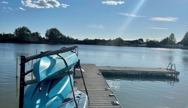 Lakefront Escape Near Gorge Amphitheater