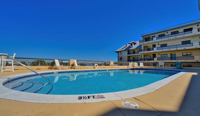 Mexico Beach Condo | Pool & Hot Tub | Gulf Views