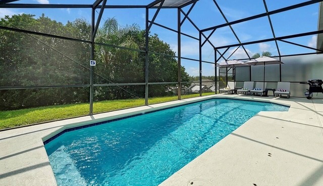 Modern 3 bed villa with south facing pool