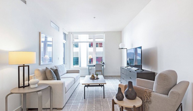 Modern Apartment in Prime Location (ID9173X17)