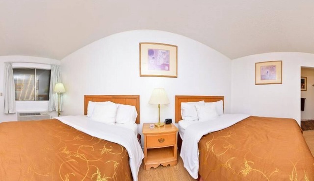 Motel 8 in Olds