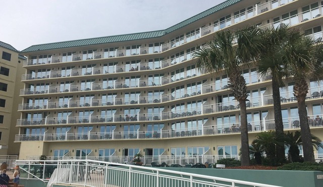 Oceanfront Premium Room 2 Bed 2 Bath, Sleeps 6