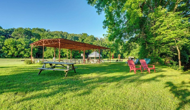 On-Site Hiking & Fishing! 4-Cabin Ozark Getaway