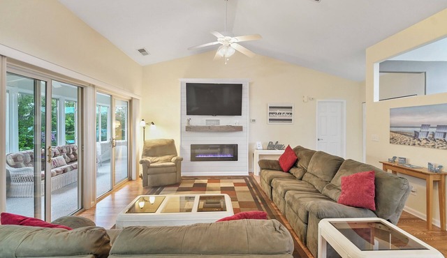 Prime July 4th Dates Still Available Summer Beach Getaway Near Lewes & Rehoboth