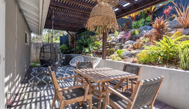 Private 3BD Coastal Oasis - .5 miles from Beach!