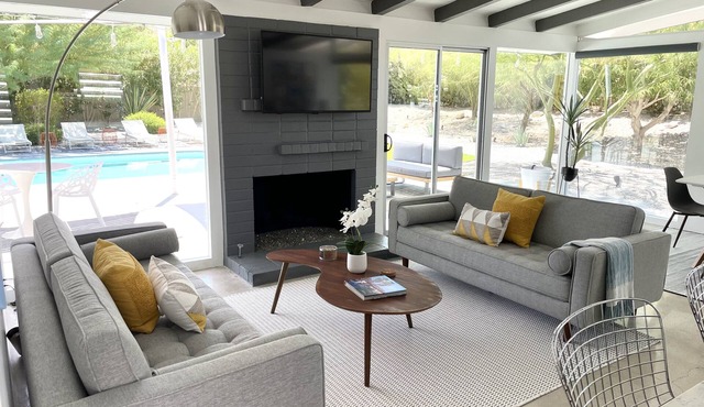 Recently Renovated Mid Century Retreat In The Desert