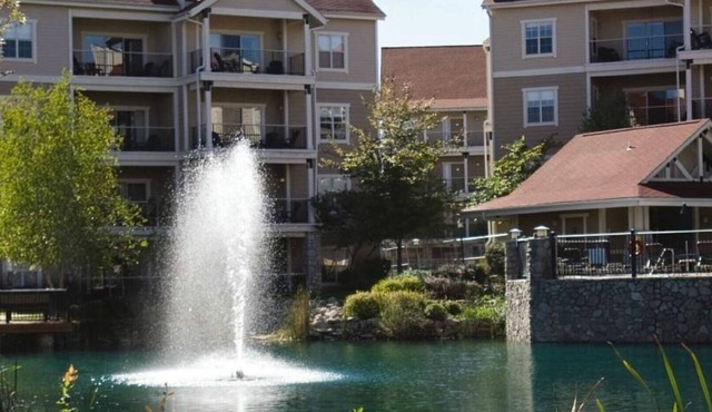 Relaxing Branson Getaway with Pools & Spacious 2BR Vacation Suite