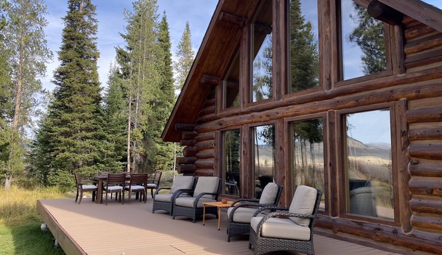 Stanley Mountain Cabin with Views