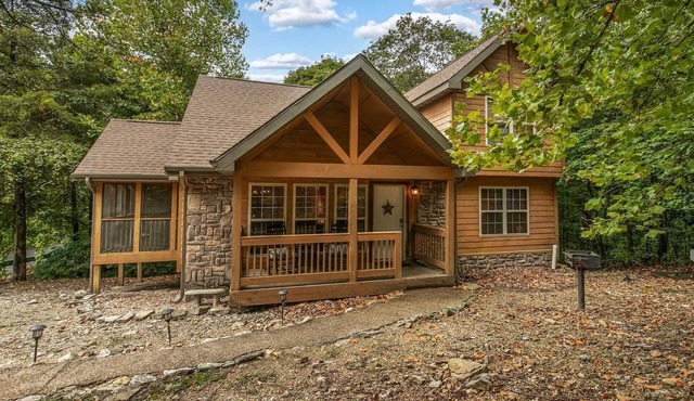 StoneBridge 2 Bedroom Lodge - Walkway In, Peaceful Setting, Private Parking - Lodge #28