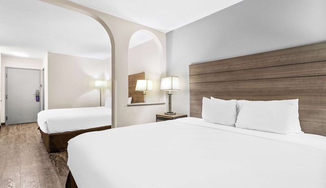 SureStay Hotel by Best Western Albuquerque Midtown