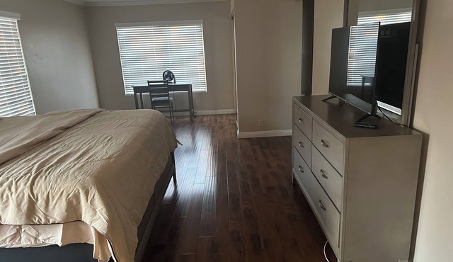 Terrific 4-bedroom house with AC in Walnut