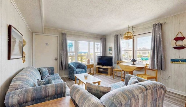 Well-Equipped Beach Condo near the Ocean w/Private Balcony, Central A/C, W/D