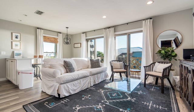 Your Private Inlet Beach Escape Awaits-Top Floor, Gulf Views, Community Pool