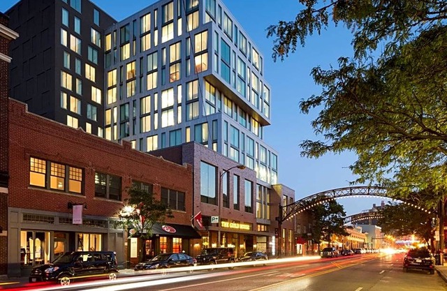 4-Star Hotel ∙ Le Méridien Columbus, The Joseph
