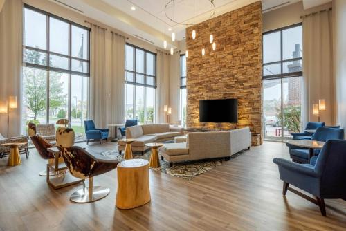 Cambria Hotel Akron Canton Airport 