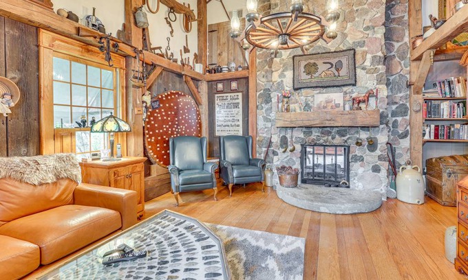 Dalton House | 278 m² House ∙ 3 bedrooms ∙ 8 guests