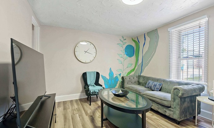 Merion Village House | Contemporary German Village: 3
