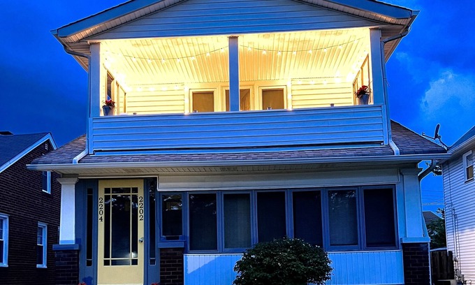 Kamm's Corners Apartment | Pet friendly private apartment 10 minutes from downtown