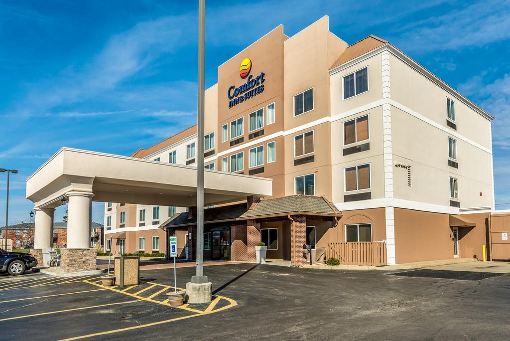 Heath Hotel | Comfort Inn & Suites