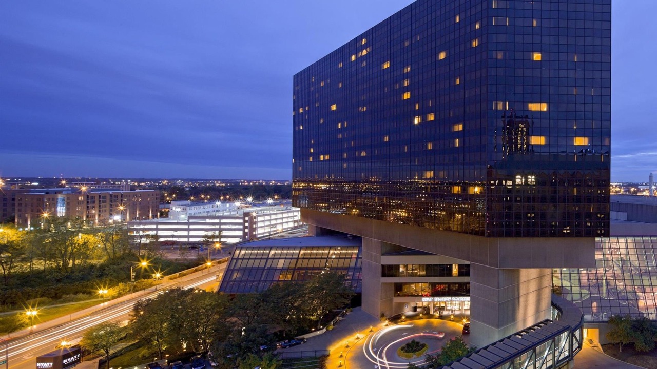 Photo of Buildings in Downtown Columbus