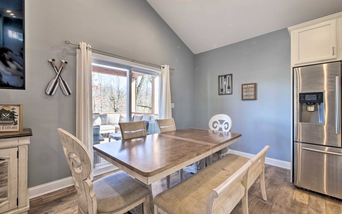 Photo of Livingroom in Lake Milton