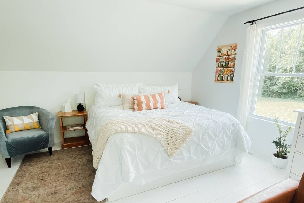 Photo of Bedroom in Bowling Green