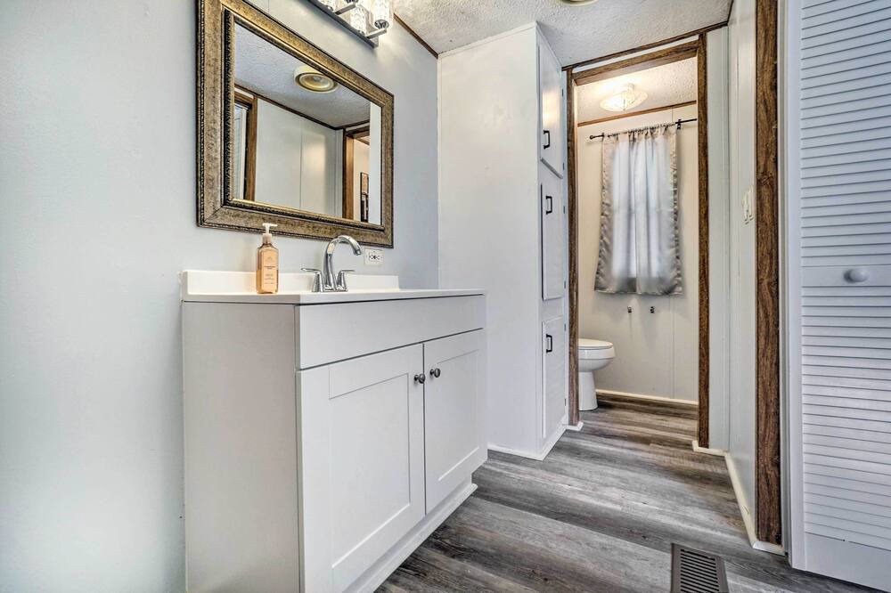 Photo of Bedroom in Logan