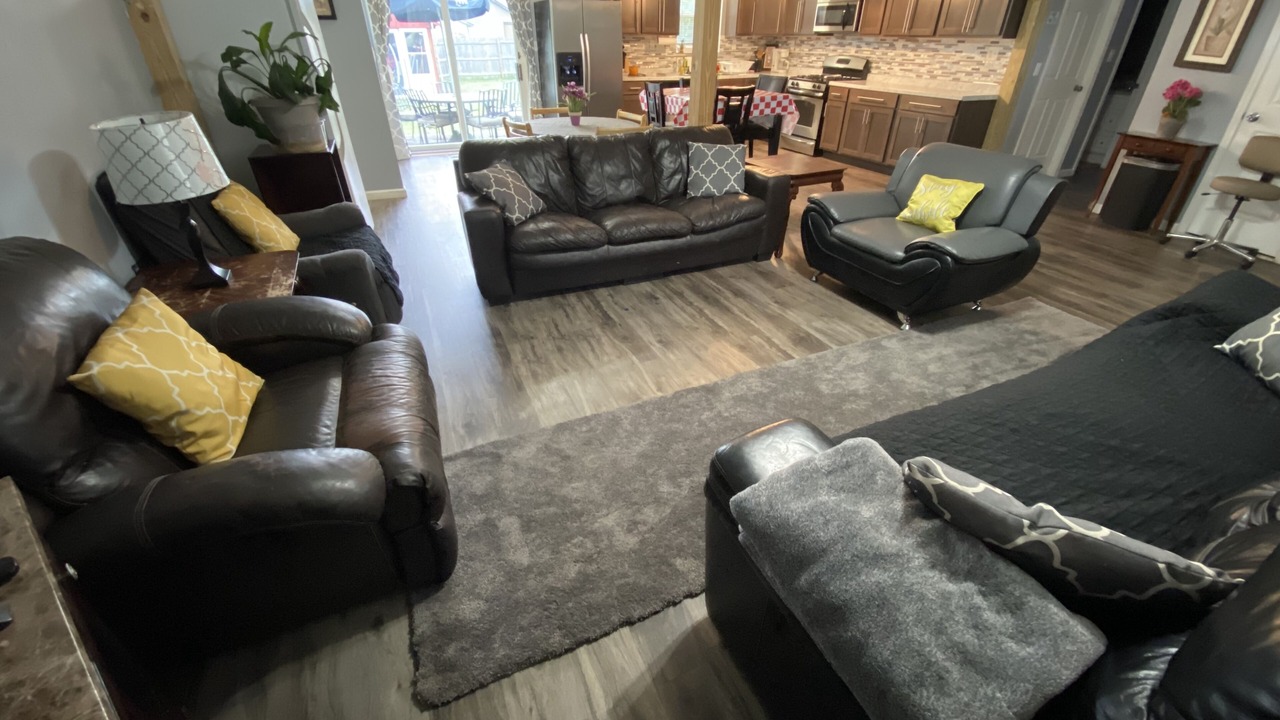 Photo of Livingroom in Reese