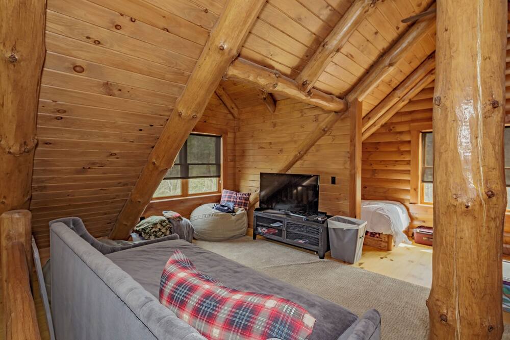 Photo of Bedroom in Sherrodsville