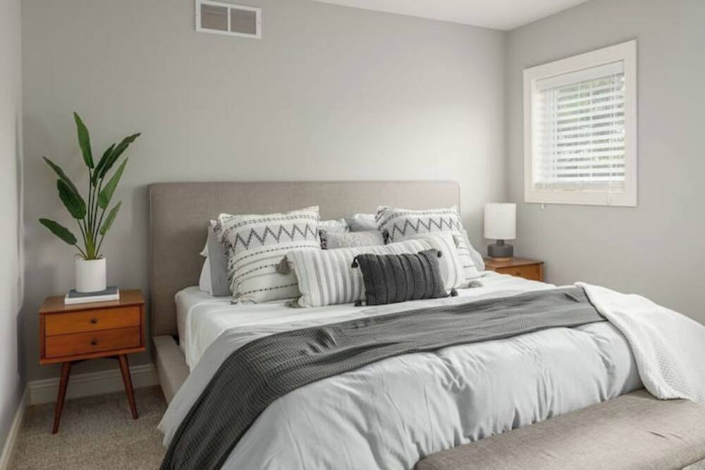 Photo of Bedroom in Northwest Columbus